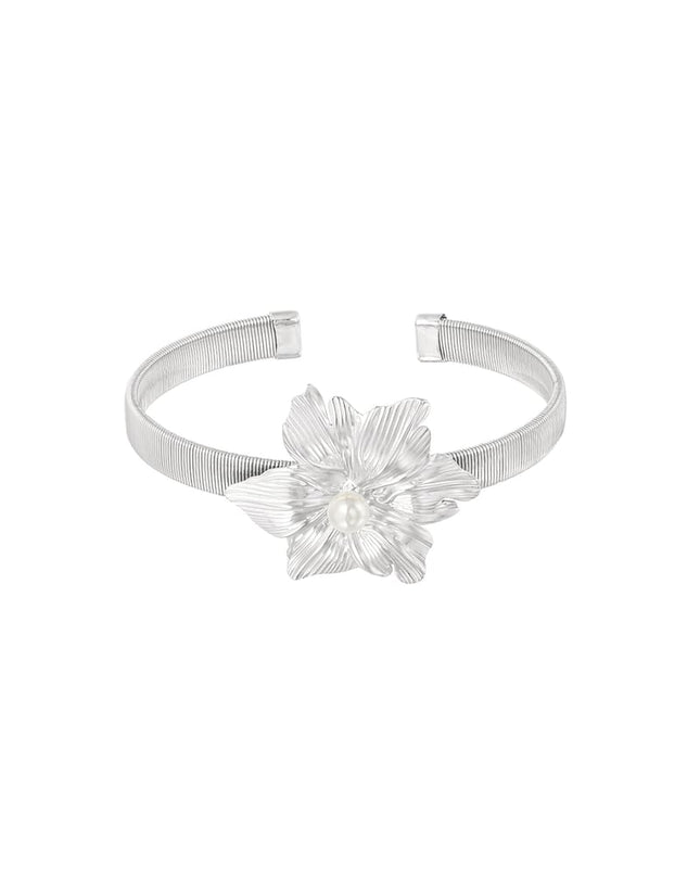 blooming flower bangle armband