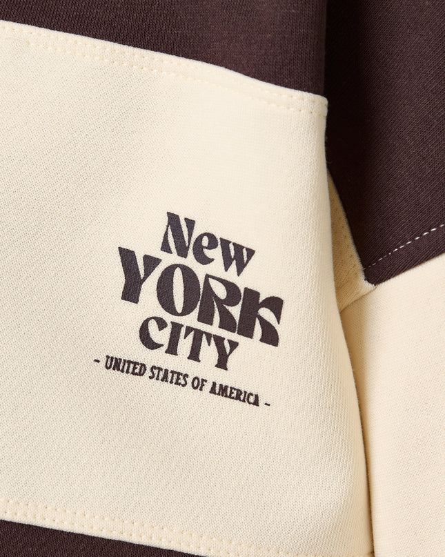 De gestreepte liefdevolle tops