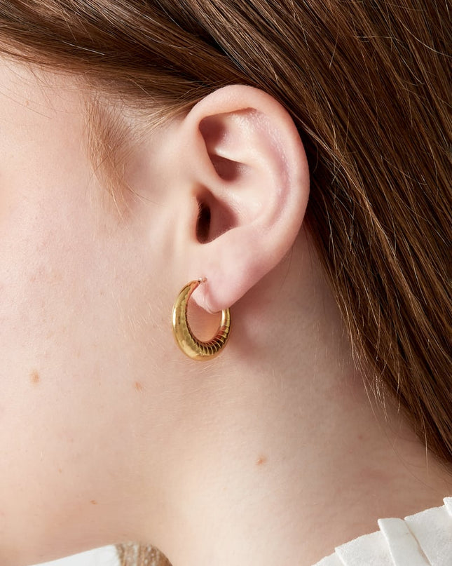 Stoere hoepelclip oorbellen