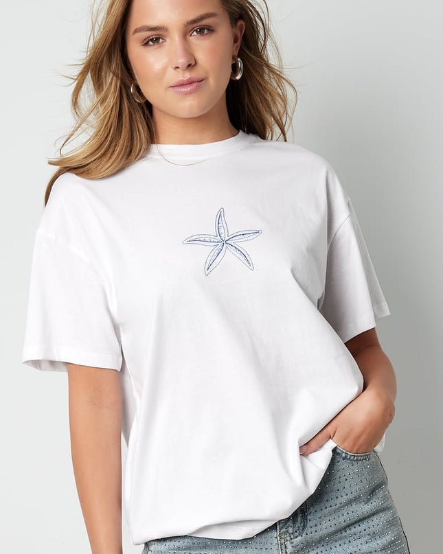 T-shirt beach waves