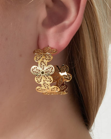 Bloemen hoepeloorbellen