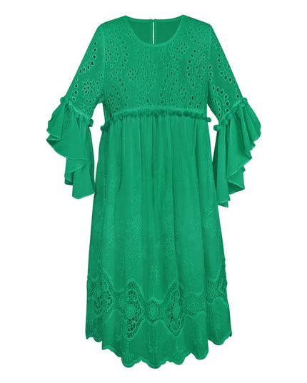 Dress embroidered details white