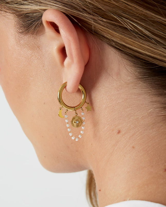 Parel maan oorbellen