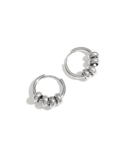 Kleine hoops met kraaltjes