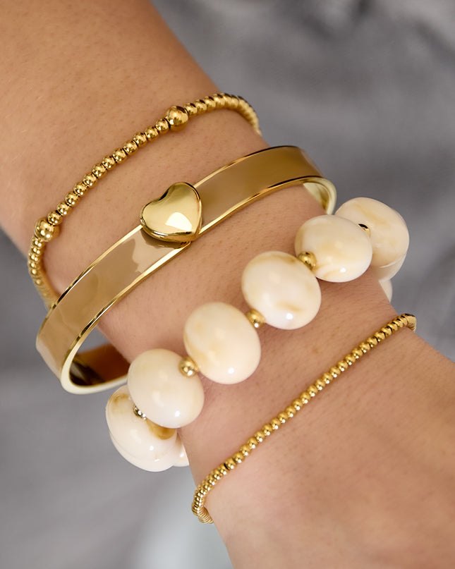 Armband in diverse kleuren met hart detail - 0,9 cm