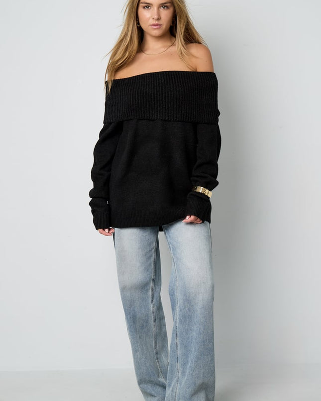 Off the shoulder basic sweater