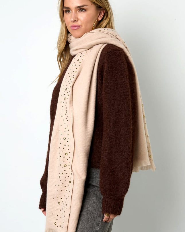 Winter scarf with stones