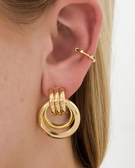 Ear cuff locked up