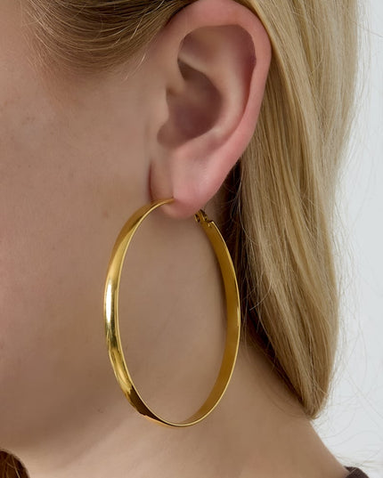 Basic Hoop earrings think L