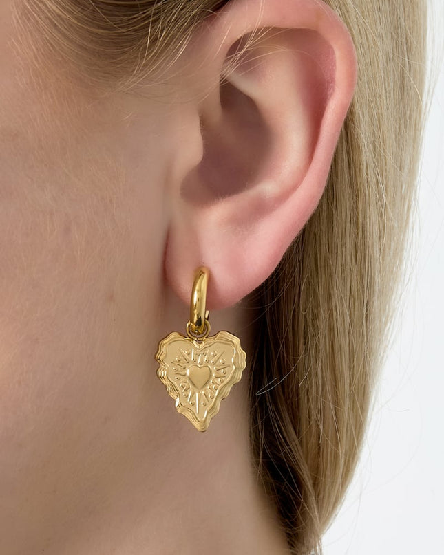 With Love, Always trendy oorbellen