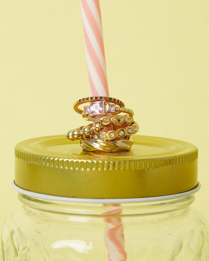 Ring met vierkante steentjes