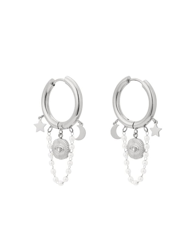 Parel maan oorbellen