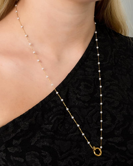 Slot met parelketting