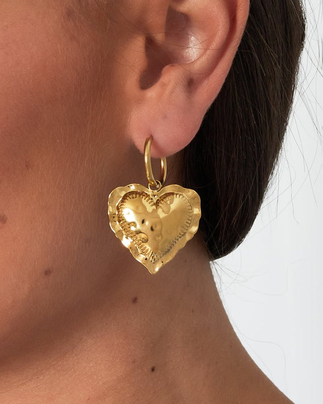 Embrace hartvormige oorbellen