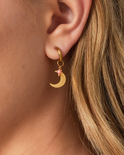 Oorbellen met maanbedel en gekleurde kraal