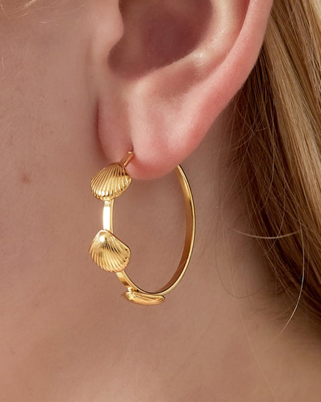 Schelp hoepel oorbellen