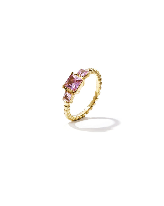 Ring met vierkante steentjes