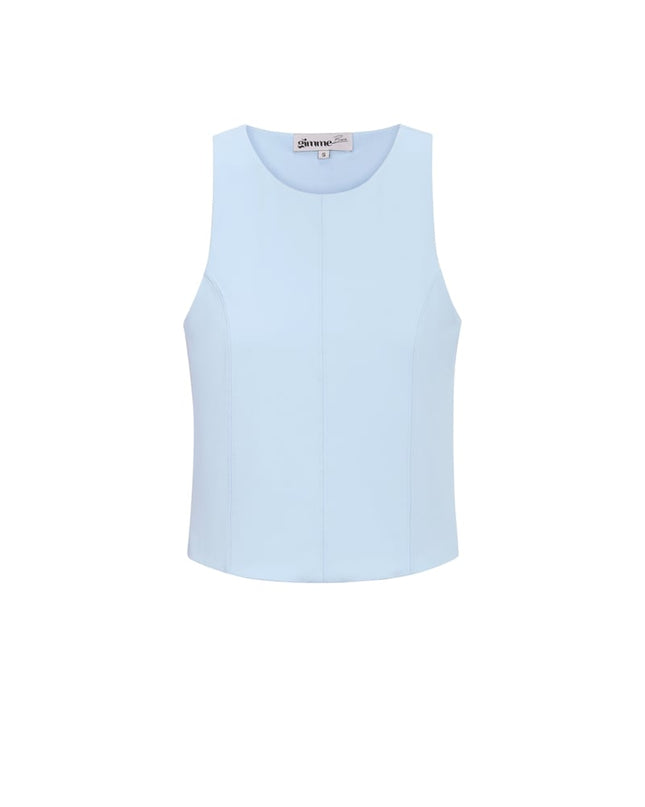 Sporty sleeveless top basic