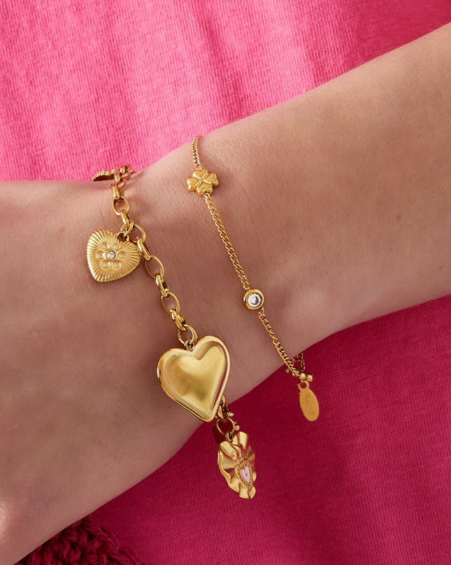 gleaming luck armband