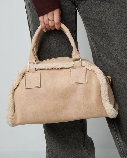 Shoulder bag with teddy details