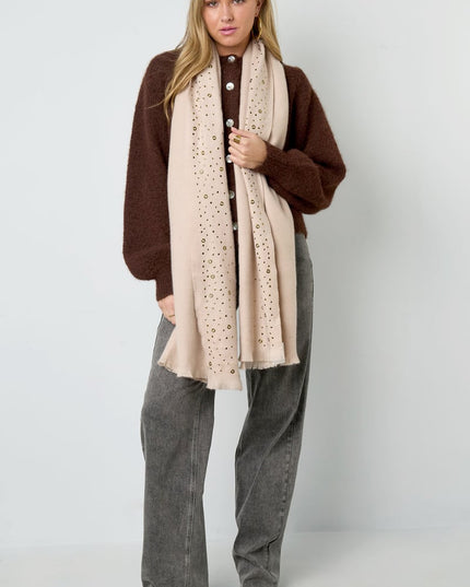 Winter scarf with stones