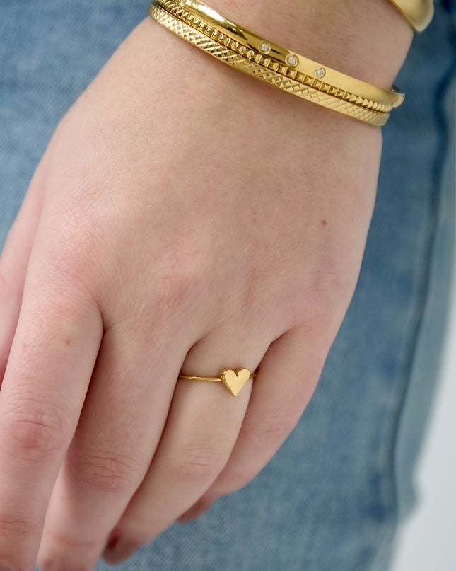 Little heart ring
